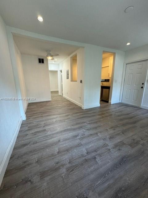 Foto del edificio - 560 NE 69th St
