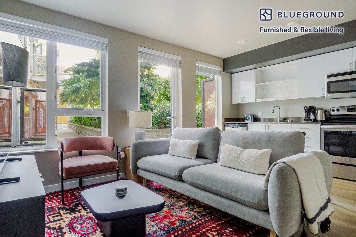 Foto principal - 2690 152nd Ave NE