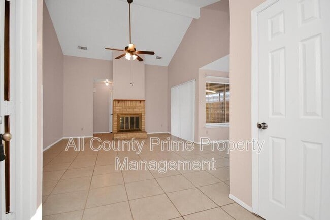 Building Photo - 19214 Cypress River Dr