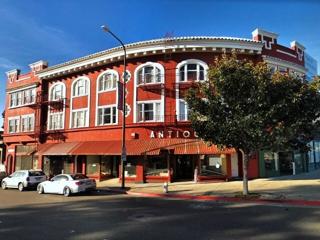 Foto principal - 1985 Ashby Ave