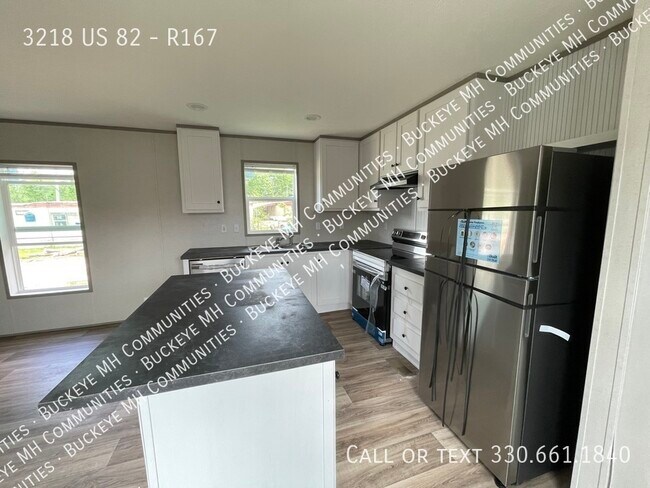 Foto del edificio - 3218 US 82-R167