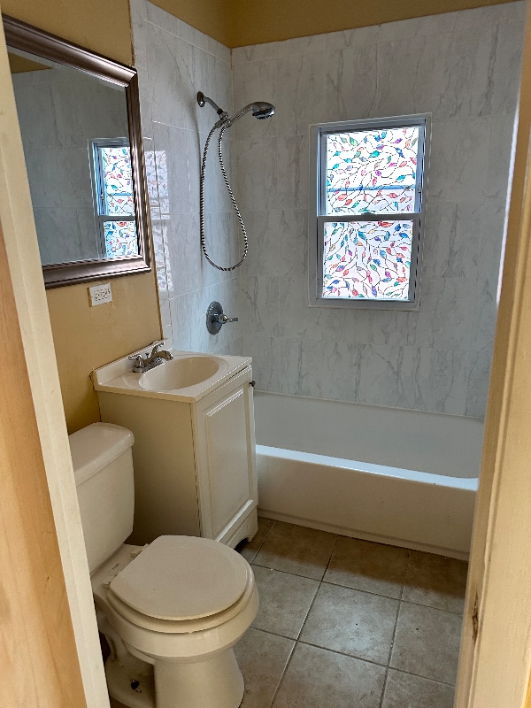 Building Photo - 2020 W 69th Pl