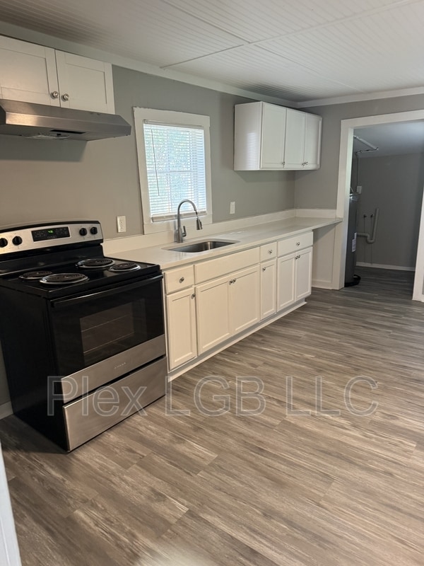 Building Photo - 203 Front St