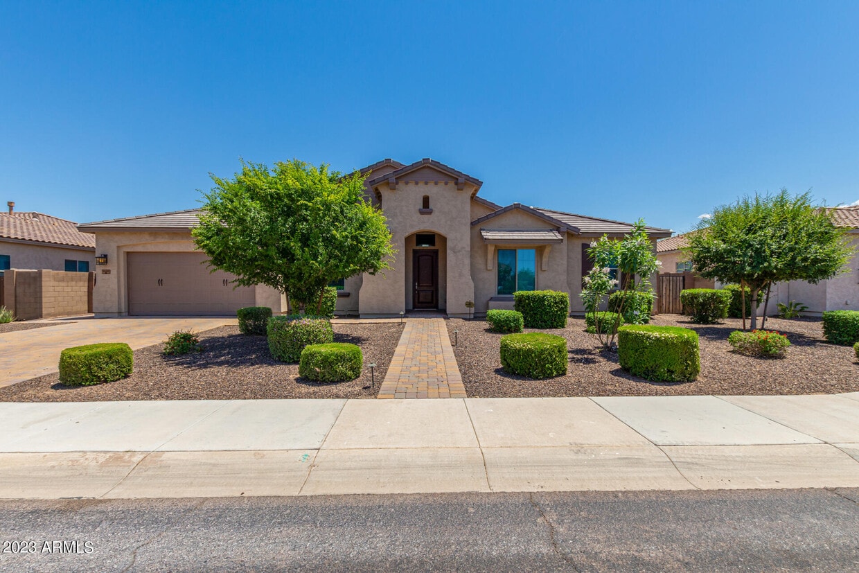 2665 S Velvendo Dr, Gilbert, AZ 85295 House for Rent in Gilbert, AZ