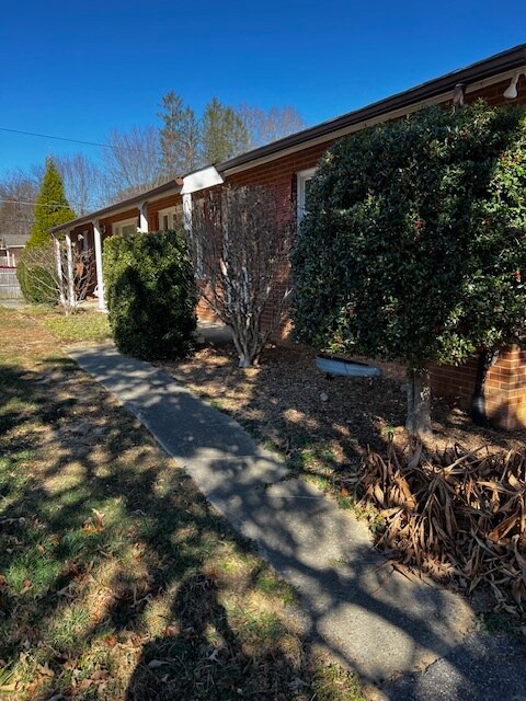 Building Photo - 148 Wynnbrook Dr