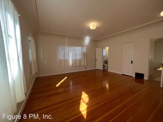 Building Photo - 1 br, 1 bath House - 1442 Echo Park Ave