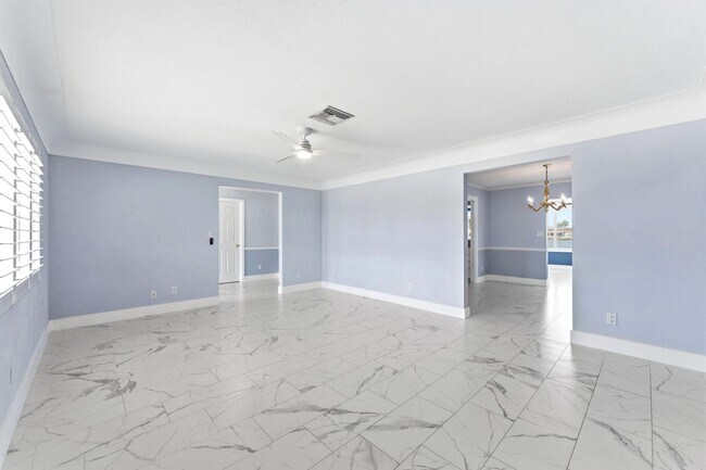 Foto del edificio - 1245 79th St S