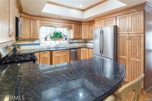 Building Photo - 1727 Date Ave