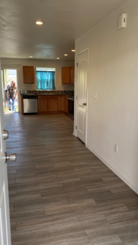 Foto del edificio - 1323 S Monroe St