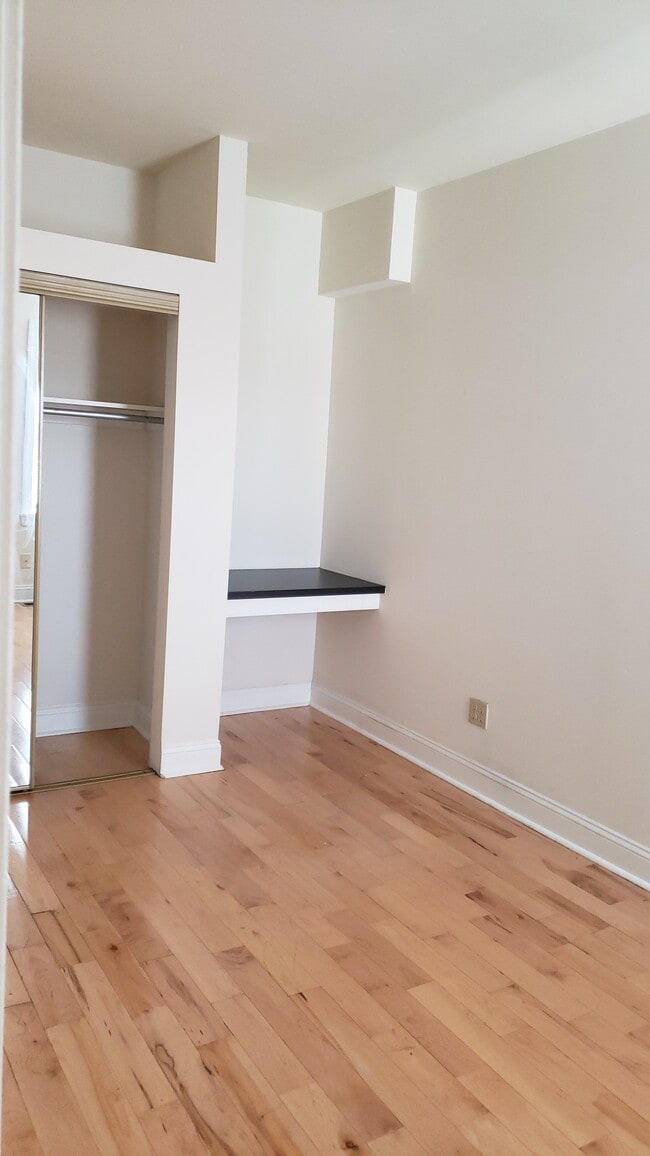 Bedroom 2 - 4047 Irving St