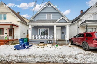 Building Photo - 56 Fredro St