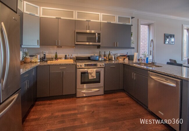 Foto del edificio - 1033 W Monroe St