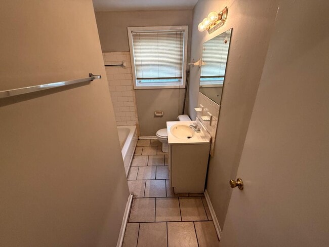 Foto del edificio - 2522 Glenrose Ave