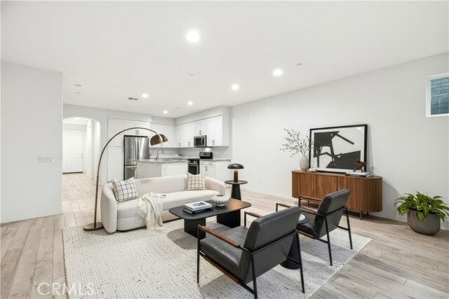 Foto del edificio - 4722 E Washington Ave