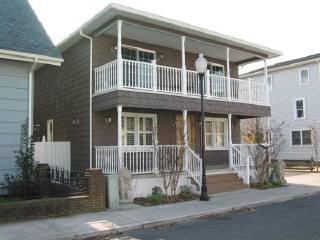 Building Photo - 103 Talbot St