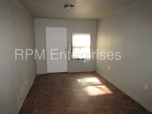 Building Photo - 1613 E Park Pl