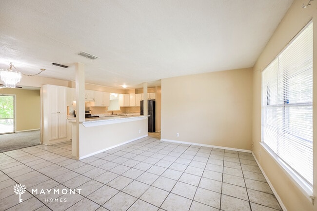 Foto del edificio - 7219 Westport Way