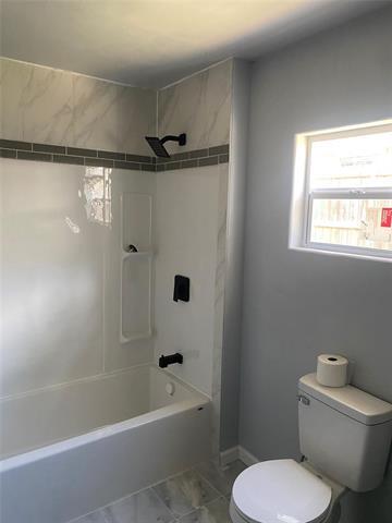 Foto del edificio - 1206 Red Bud St