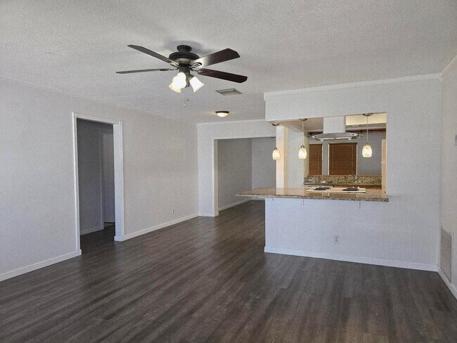 Foto del edificio - 5713 NW 65th Terrace