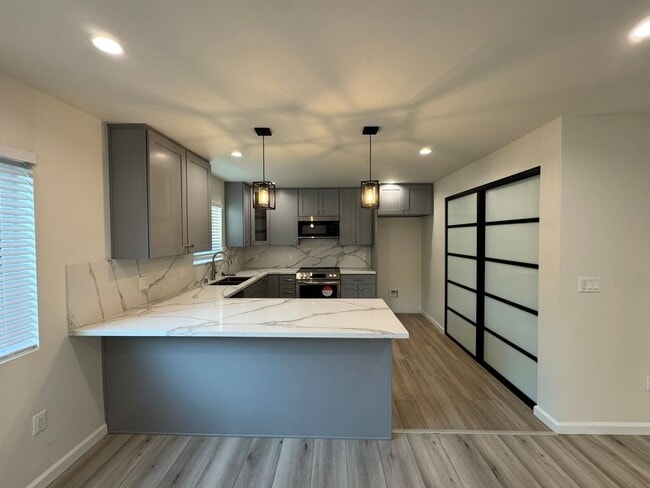 Foto del edificio - 7149 Apperson St