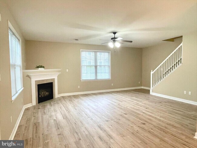 Foto del edificio - 220 Springmont Dr