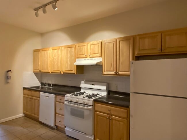 Foto del edificio - 275 Webster Ave