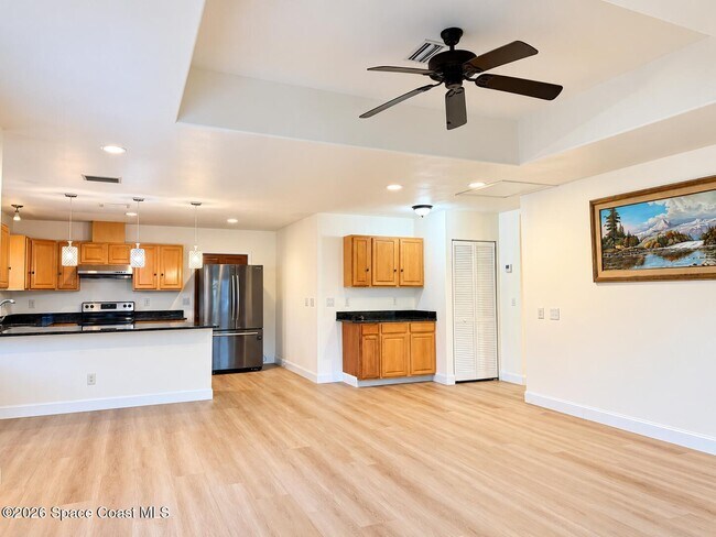 Building Photo - 3038 Alice St