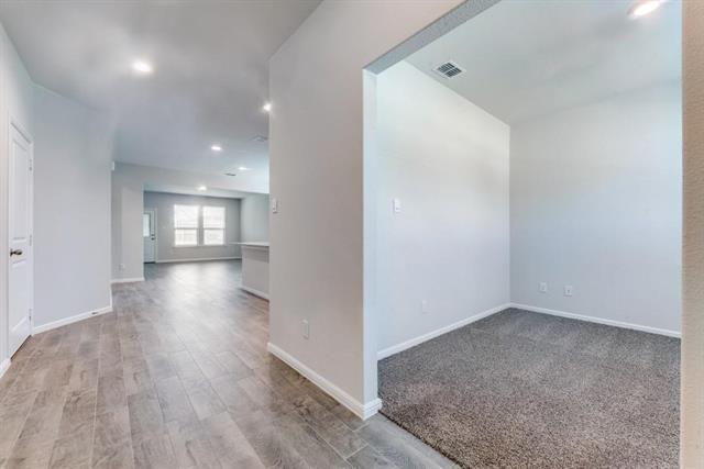 Building Photo - 8733 Willowsun Wy