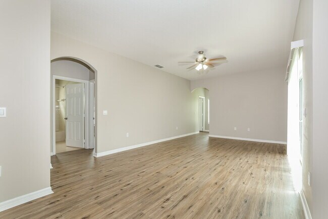 Foto del edificio - 2888 Sweetspire Cir