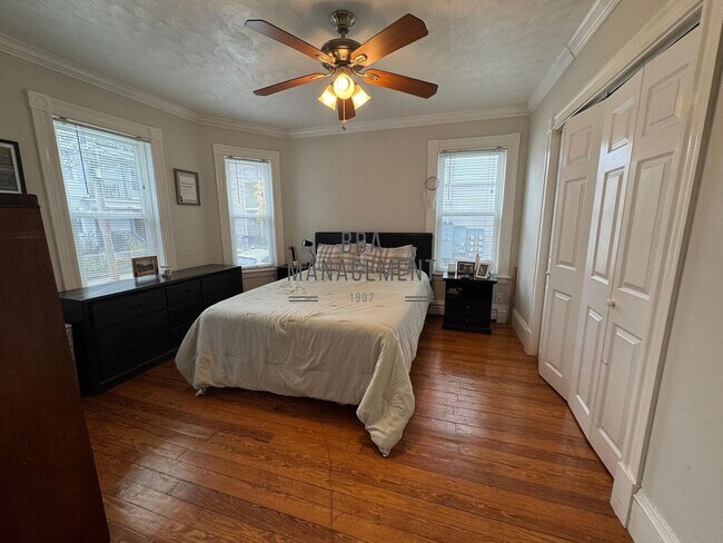 Foto del edificio - Sunny spacious 2 bedroom
