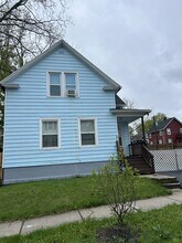 Building Photo - 57 Durnan St