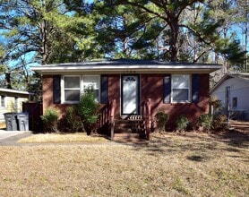 Building Photo - 1704 Cherry St