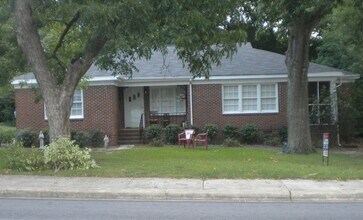 Building Photo - 4104 Armour Ave