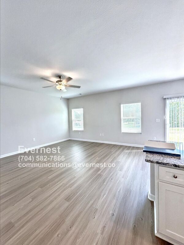 Building Photo - 217 Aniston Ln