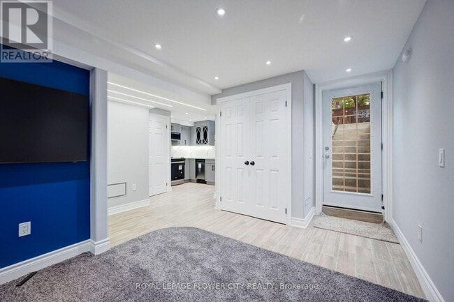 Building Photo - 57 Letty Ave