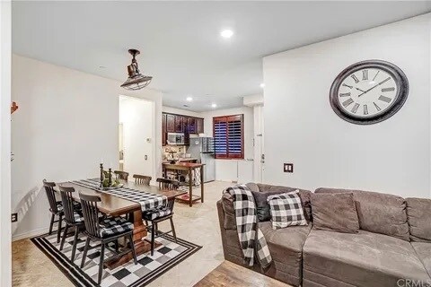 Foto del edificio - 4071 Grand Fir Ln
