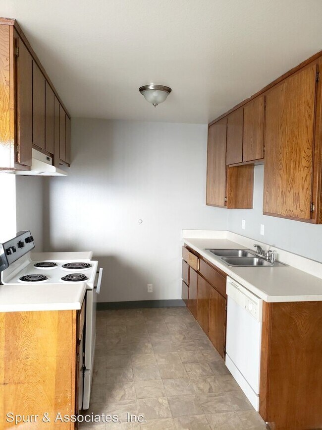 Foto del edificio - 3900 E 11th St