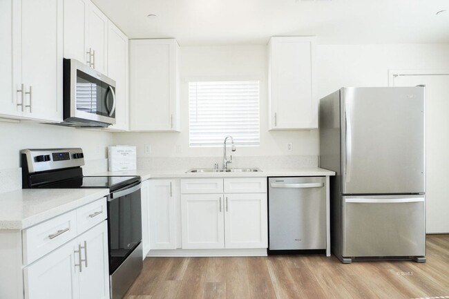 Foto del edificio - 1236 S Farragut St