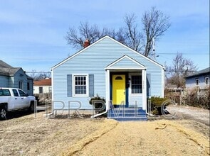 Building Photo - 3910 E 34th St