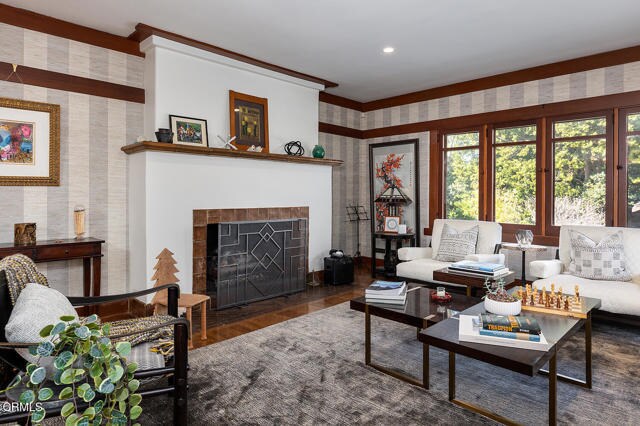 Foto del edificio - 1344 Hillcrest Ave