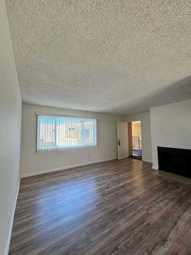 Foto del edificio - 17762 Paseo Cir
