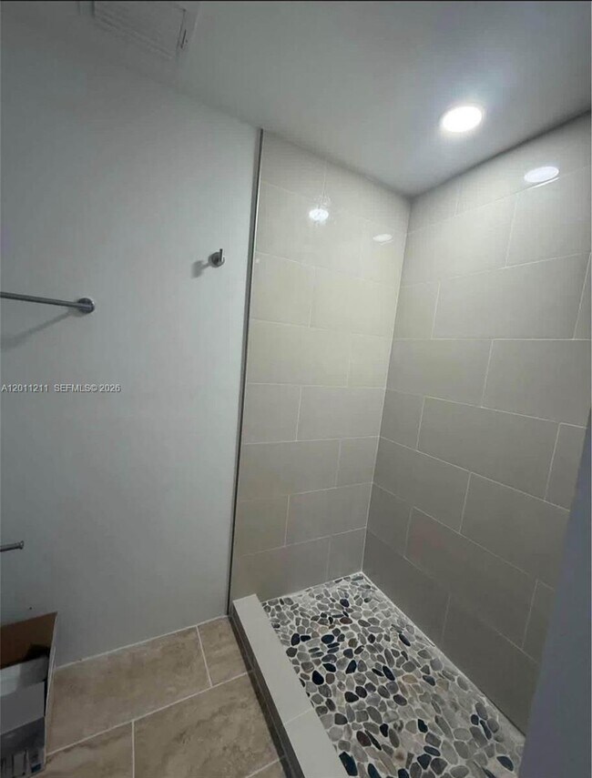 Foto del edificio - 526 E 54th St