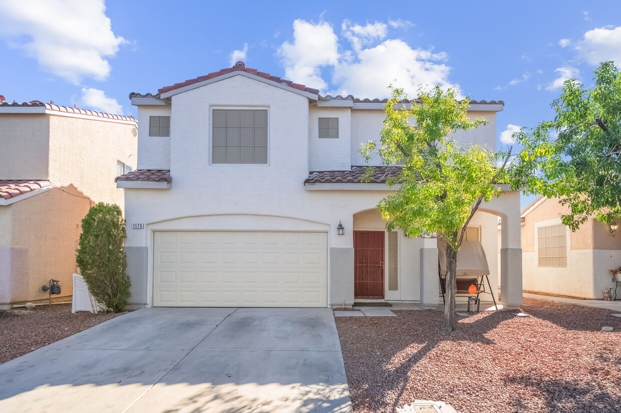 Exterior - 1179 Antoinette St