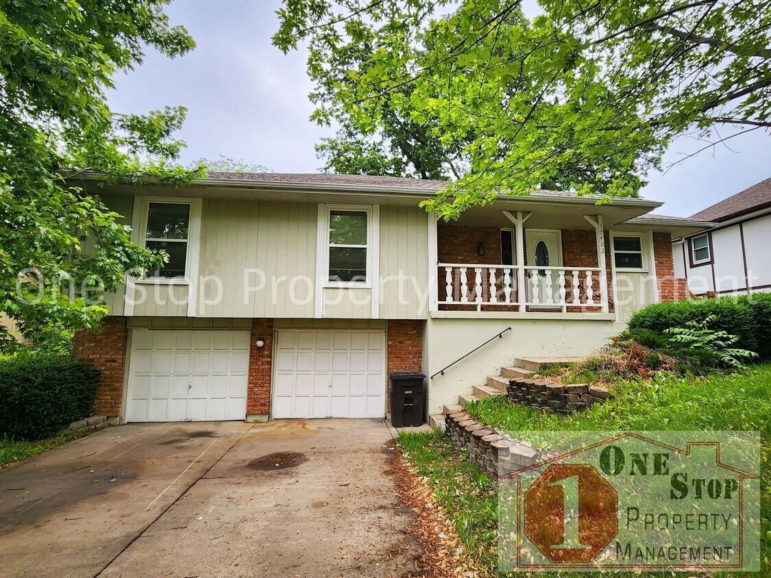 Foto principal - Great 3 bedroom, 2 bath home in Independence!