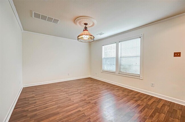 Building Photo - 20591 Sycamore Crest Ln