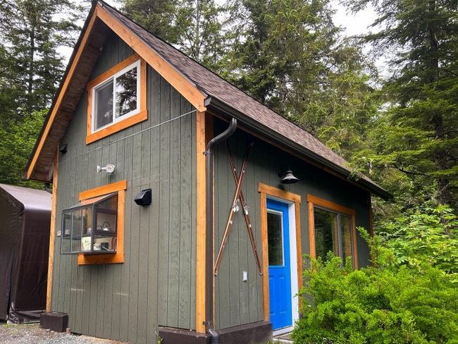 Building Photo - 20136 Cohen Dr