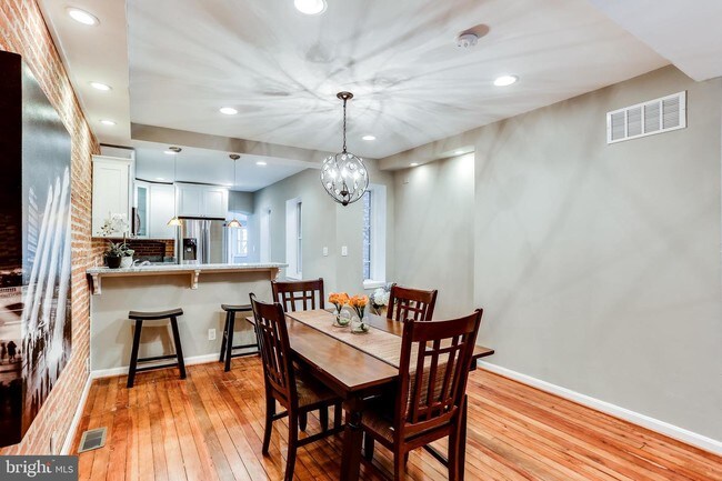 Foto del edificio - 1402 Patapsco St