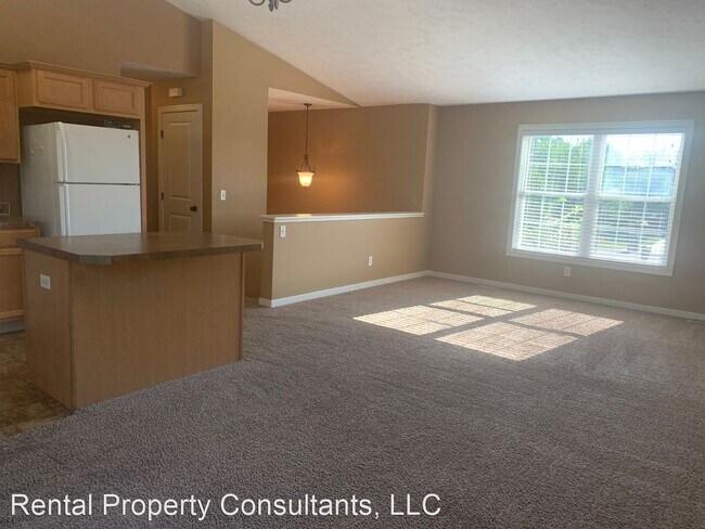 Building Photo - 2 br, 1 bath House - 5901 Clearstream