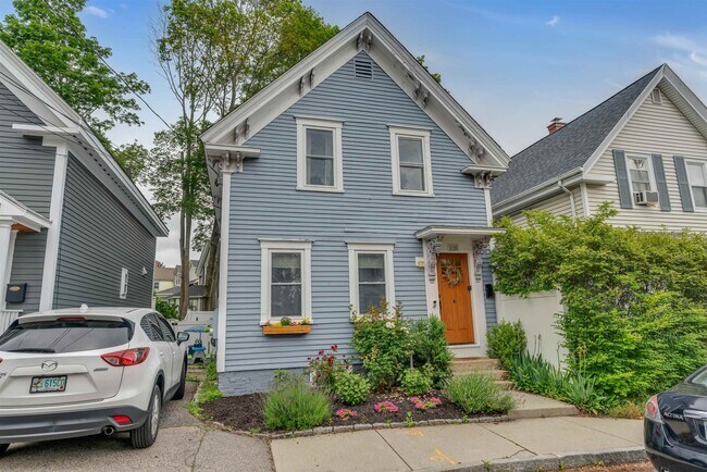 Foto del edificio - 15 Woodbury Ave
