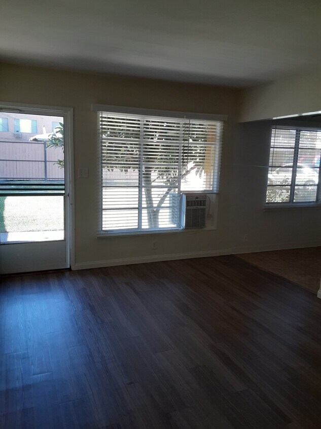 2458 Mohawk St Unit 6, Pasadena, CA 91107 Apartments in Pasadena, CA